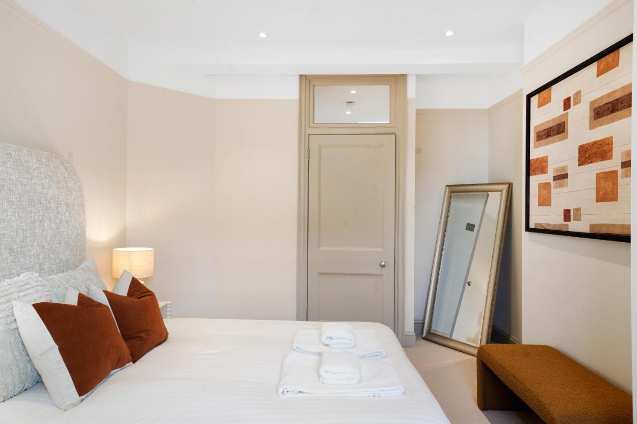 Spacious And Modern 4 Beds Home In Kensington Λονδίνο Εξωτερικό φωτογραφία