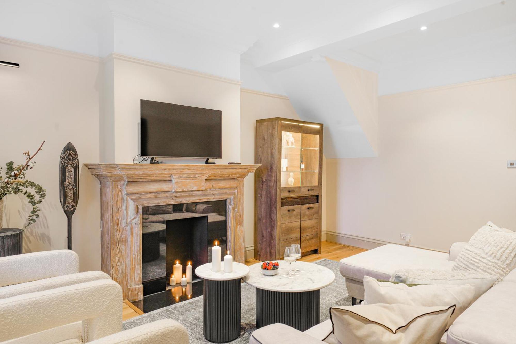 Spacious And Modern 4 Beds Home In Kensington Λονδίνο Εξωτερικό φωτογραφία