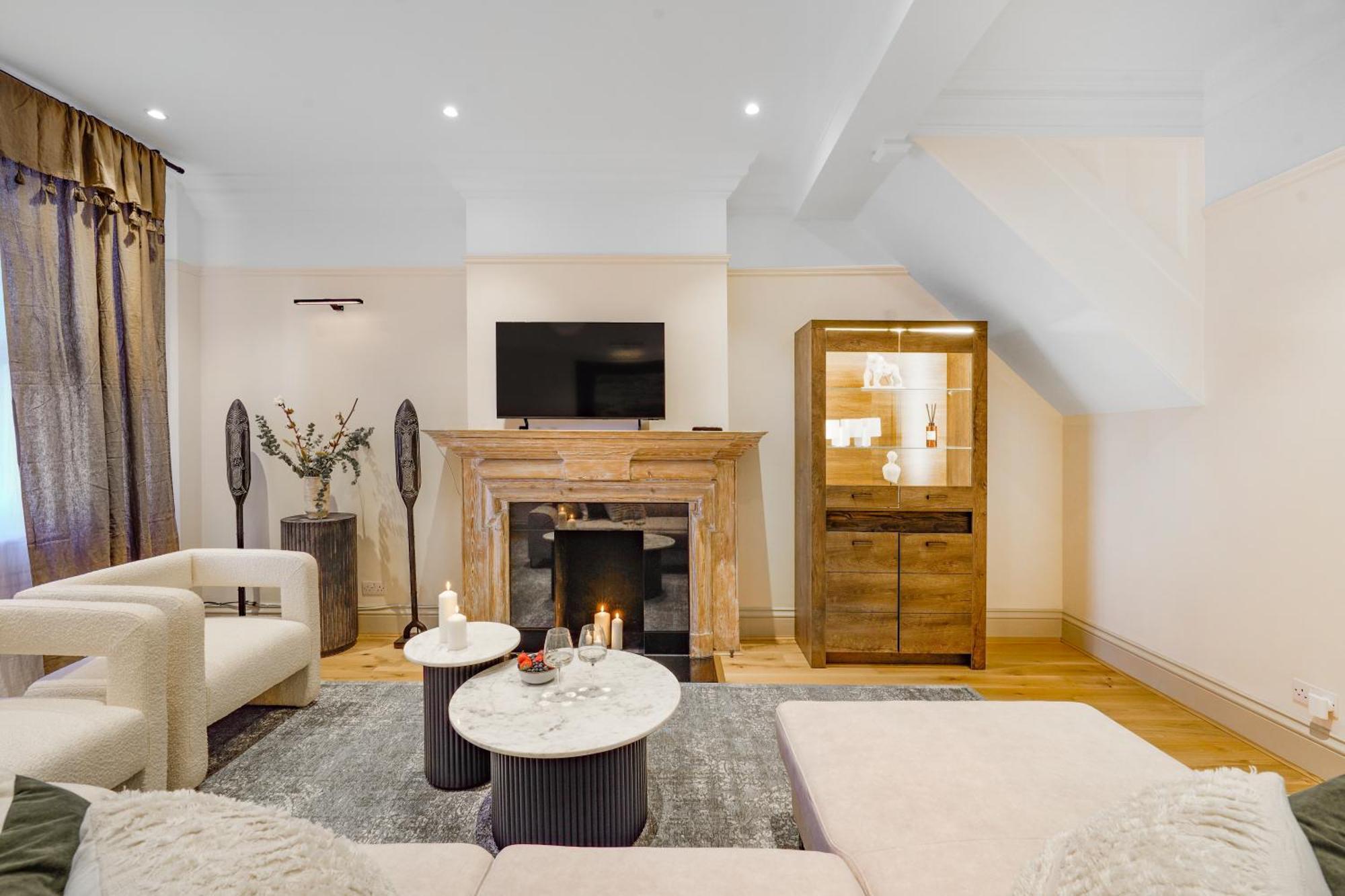 Spacious And Modern 4 Beds Home In Kensington Λονδίνο Εξωτερικό φωτογραφία